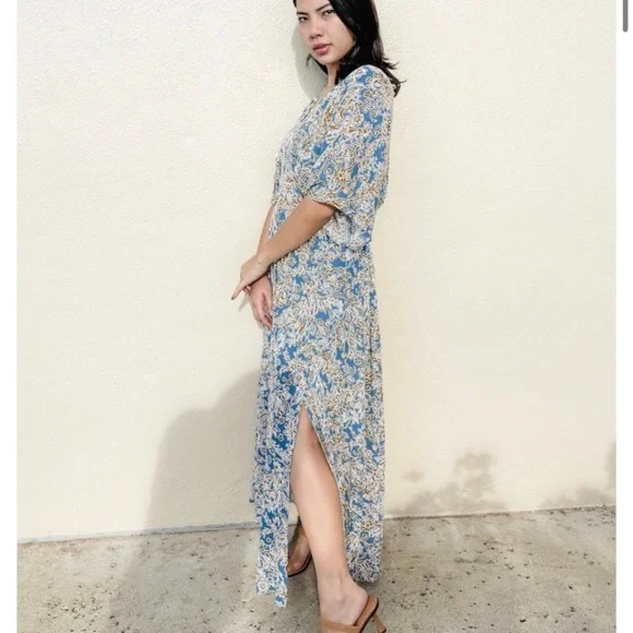 Dress Forum Paisley Maxi Dress - Picture 3 of 10
